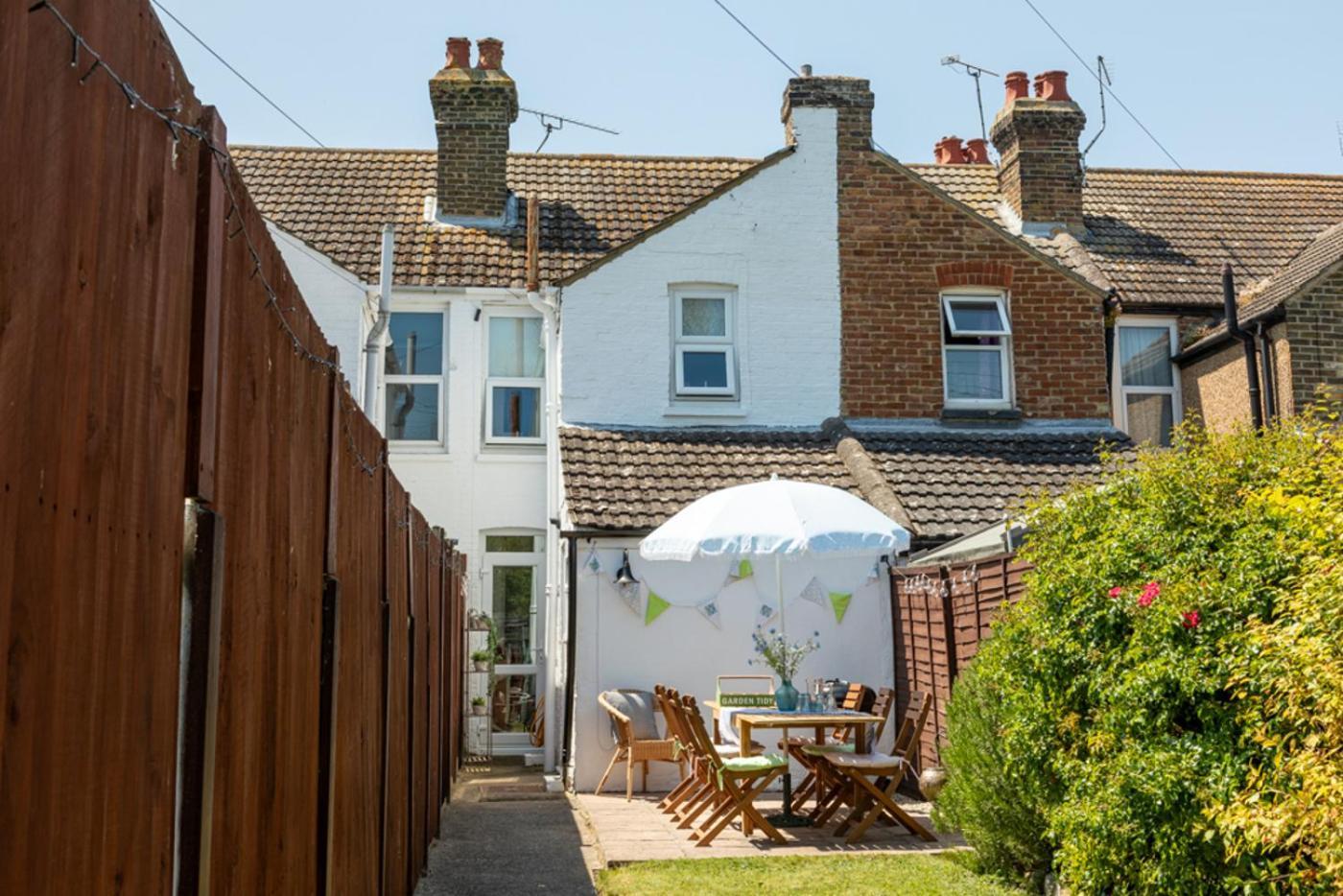 Furlong Place Whitstable Esterno foto